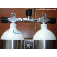 Double-DIR-style bottles with Halcyon valves